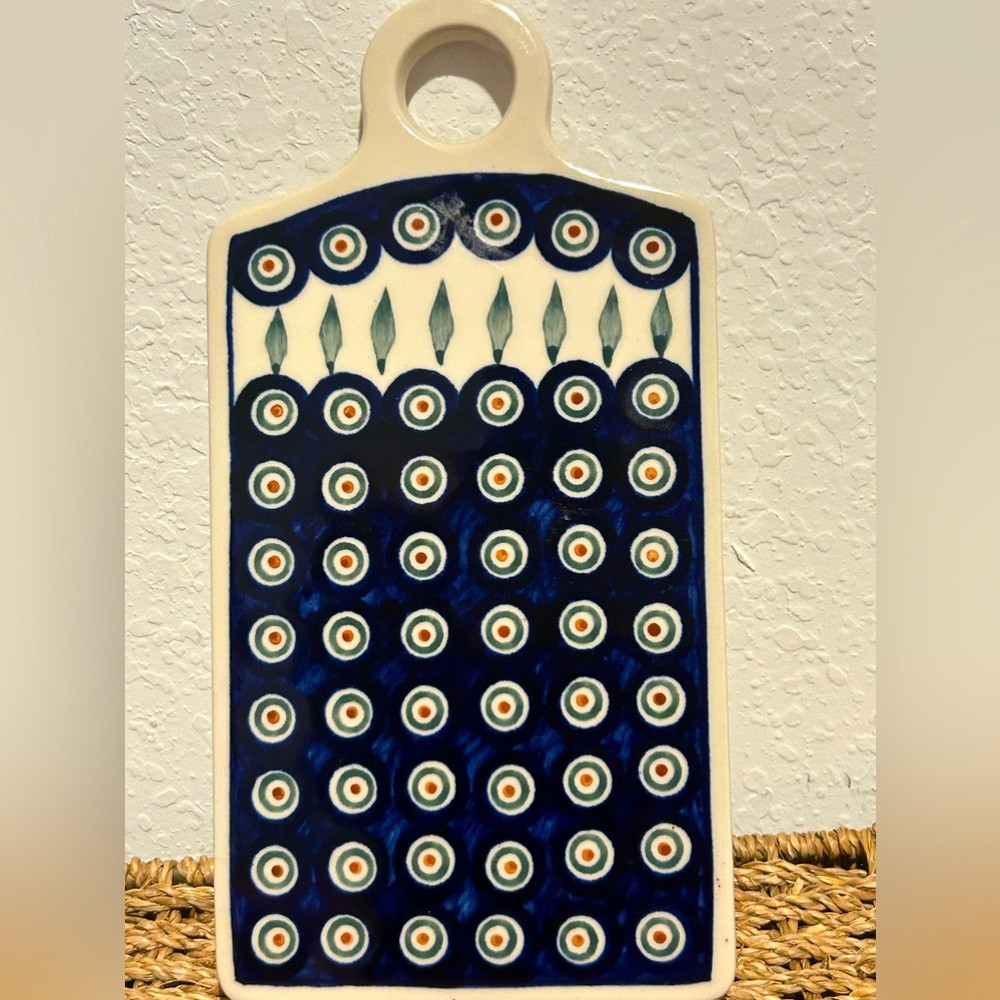 Boleslawiec Polish pottery cutting board!